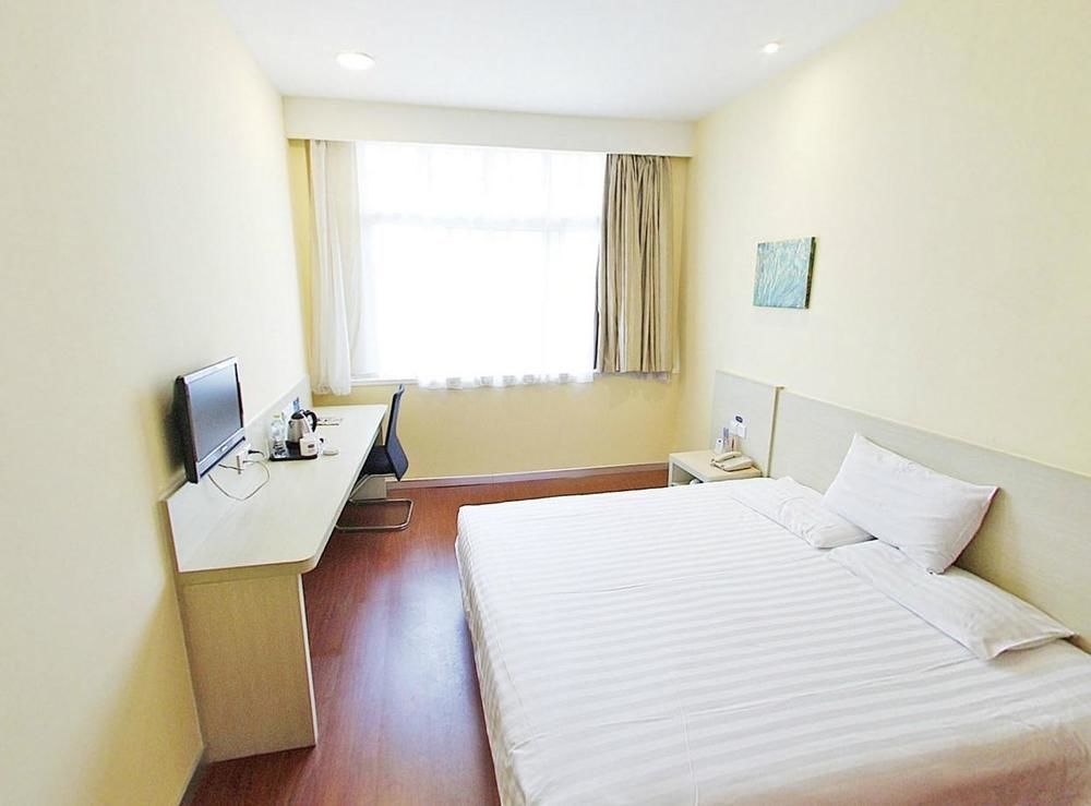 Hanting Express Shanghai Lujiazui Minsheng Road Экстерьер фото