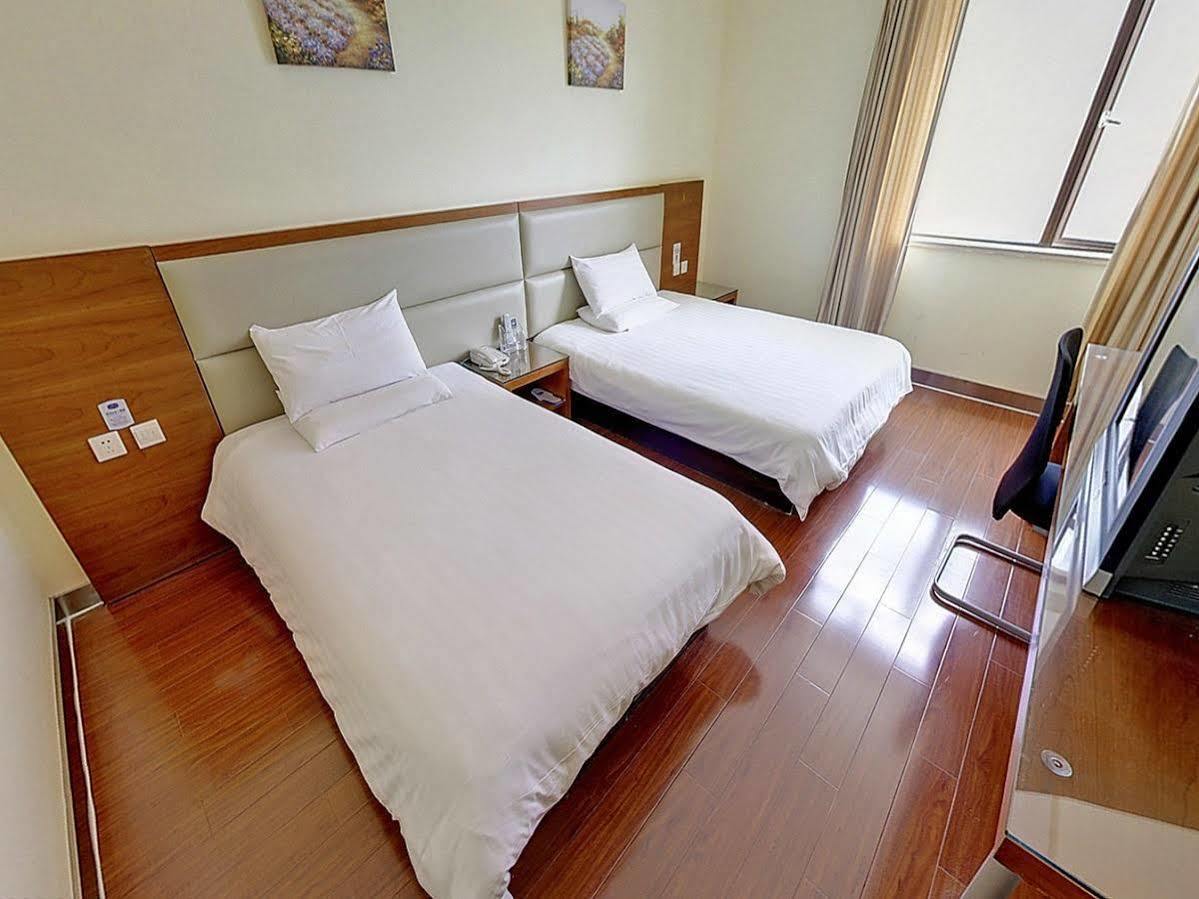 Hanting Express Shanghai Lujiazui Minsheng Road Экстерьер фото