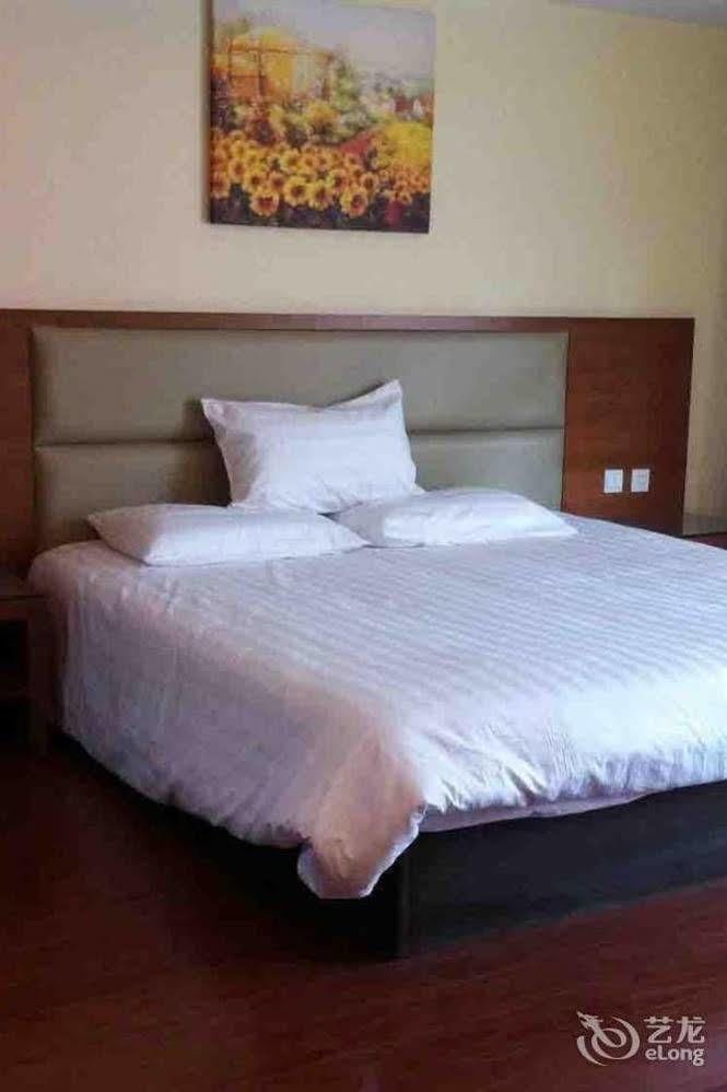 Hanting Express Shanghai Lujiazui Minsheng Road Экстерьер фото