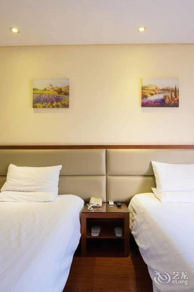 Hanting Express Shanghai Lujiazui Minsheng Road Экстерьер фото